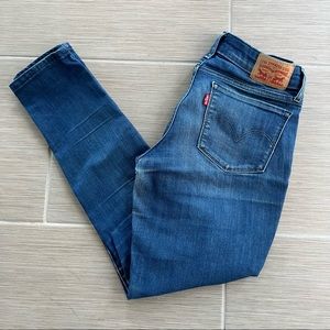 Levi’s Size 27 (Size 4)